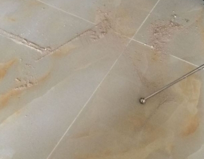 三沙瓷砖空鼓维修公司分享粘合剂选择不当在瓷砖铺贴过程中可能导致以下问题